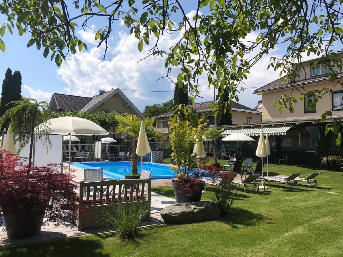 Ferienanlage Seehof Krumpendorf Bagian luar foto
