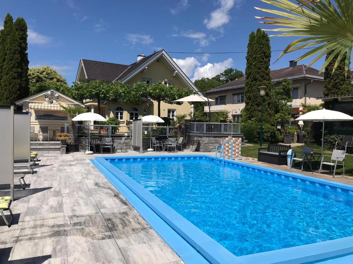 Ferienanlage Seehof Krumpendorf Bagian luar foto