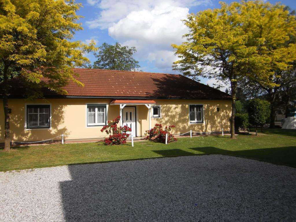 Ferienanlage Seehof Krumpendorf Bagian luar foto